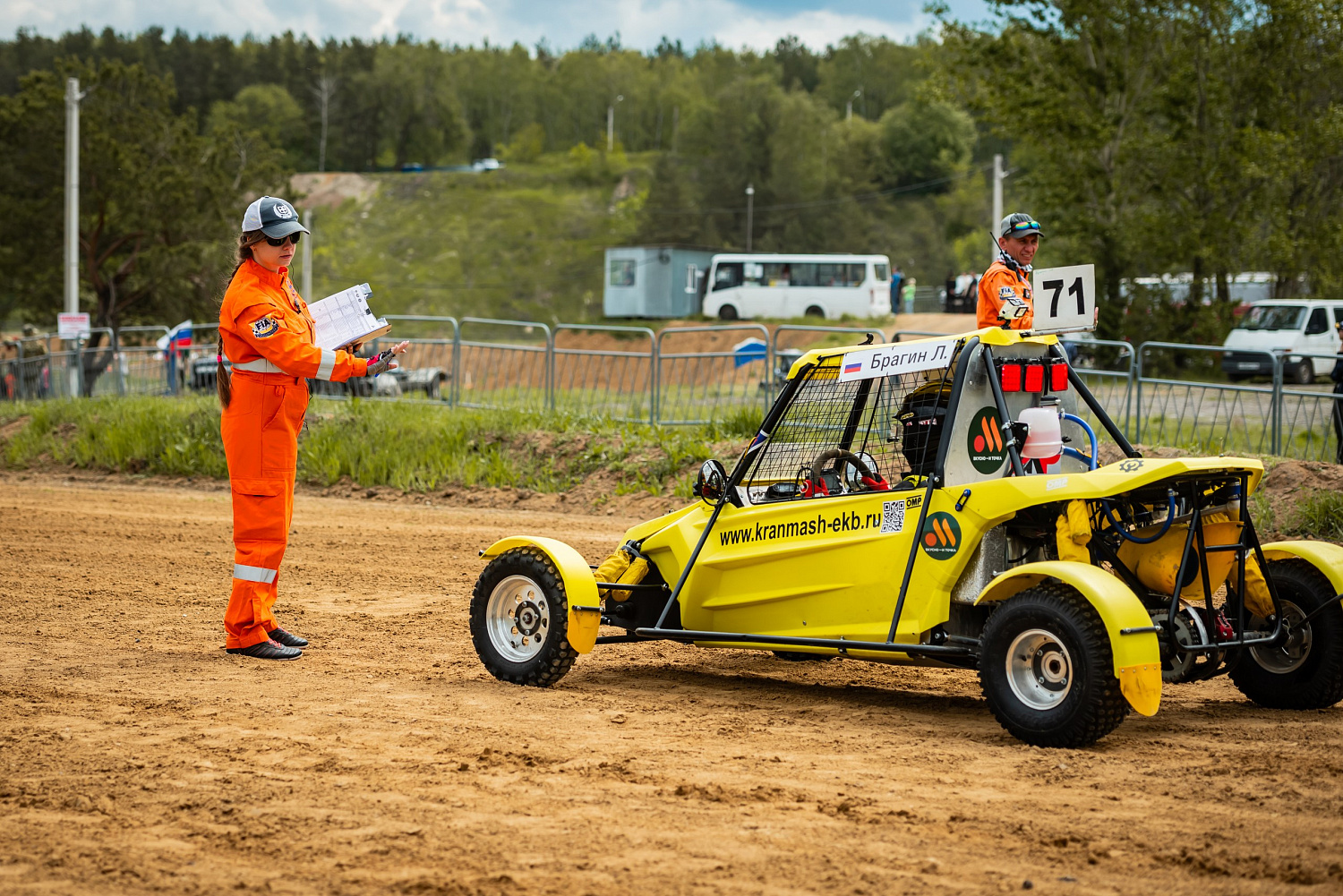 Кранмаш поддержал Льва Брагина на Чемпионате России по автокроссу в Воронеже